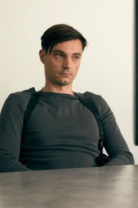 Niklas Bruhn: Air Date DIE HEILAND