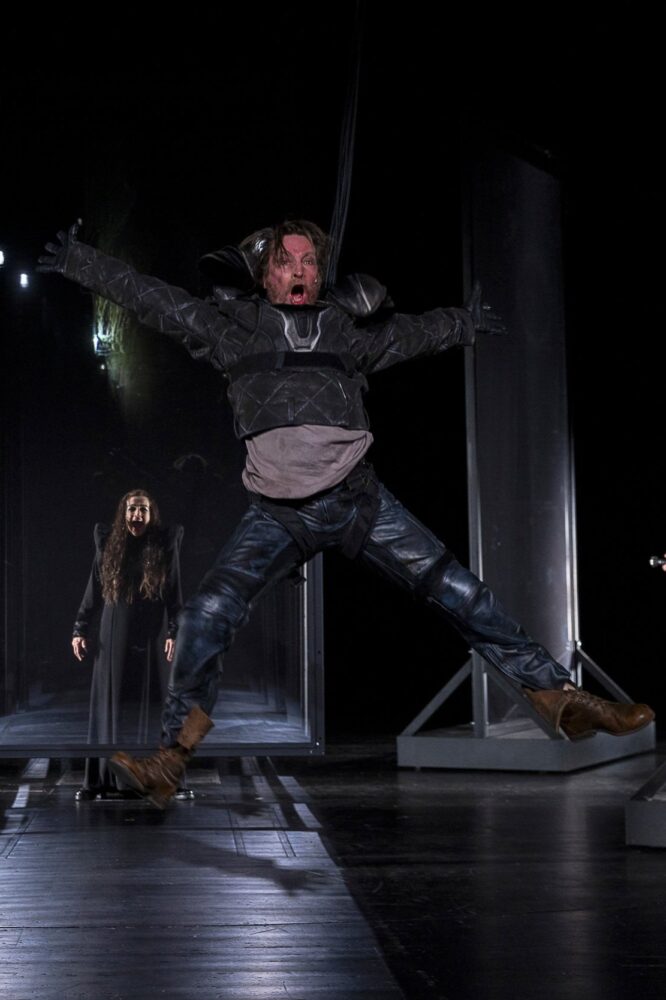 Manuel Harder: Premiere at Deutsches Theater Berlin